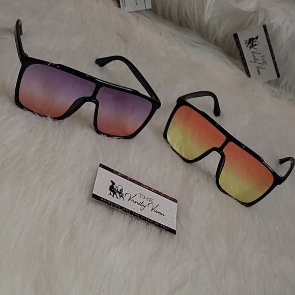 Shades - Picture 2 of 5